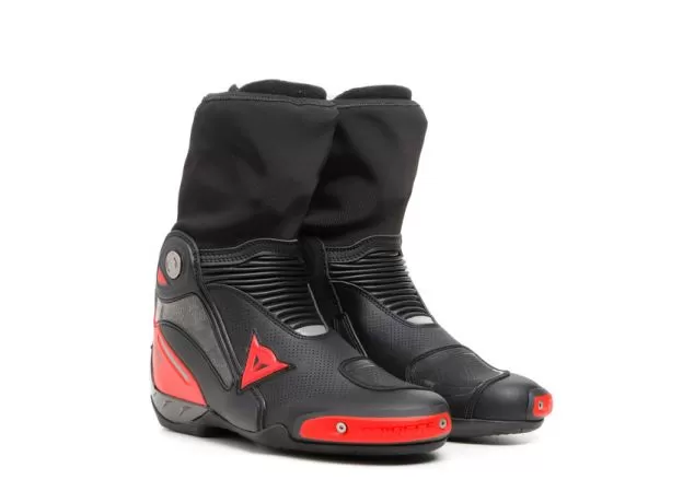 DAINESE Мотоботы AXIAL GORE-TEX, Размер: 44, Цвет: Black/Lava-Red